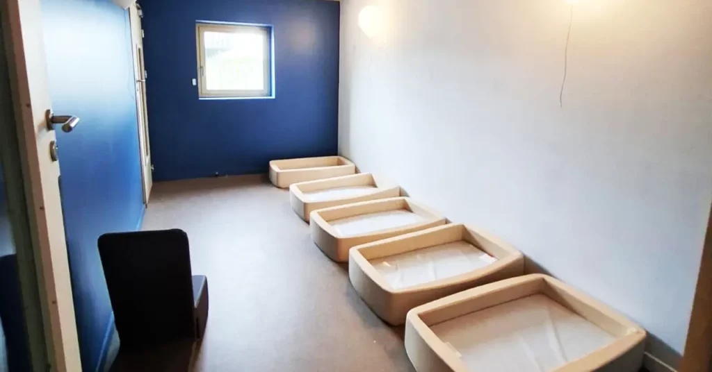 Vue intérieure de la crèche d'Amiens